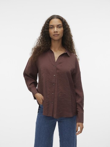 VERO MODA - Blusa 'Quenny' em castanho: frente