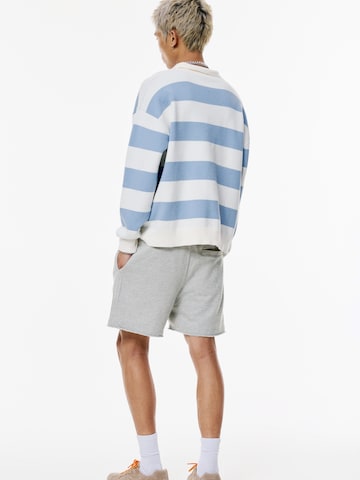 Pull&Bear Ohlapna forma Hlače 'STWD' | siva barva