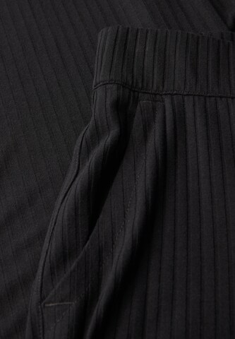 Street One Studio Loose fit Pants in Black