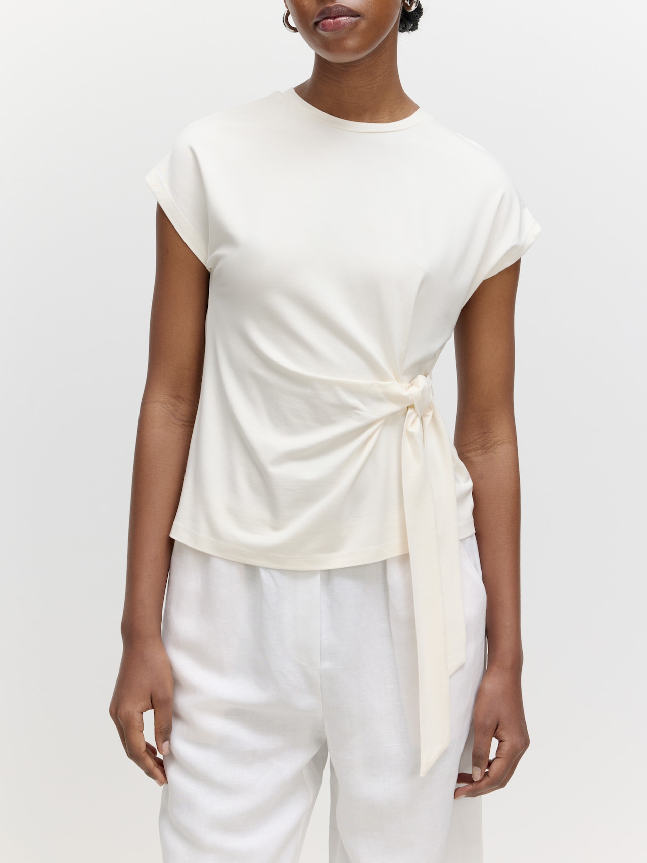 EDITED Produkte Shirt 'Ihana' weiß