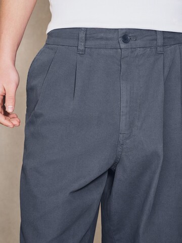 Loosefit Pantalon à pince Next en bleu