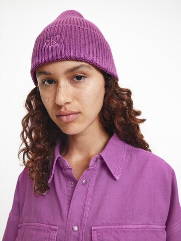 Calvin Klein Jeans Beanie in Purple: front