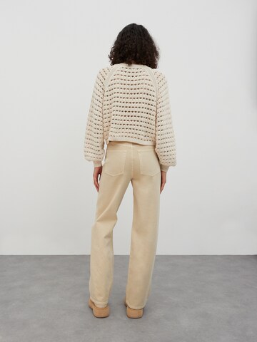 EDITED Jumper 'Tiare' in Beige