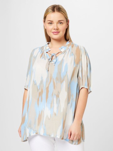 KAFFE CURVE Blouse 'Filuca' in Blauw: voorkant