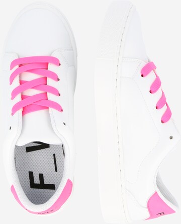 Sneaker low 'XP5_WALK' de la F_WD pe alb