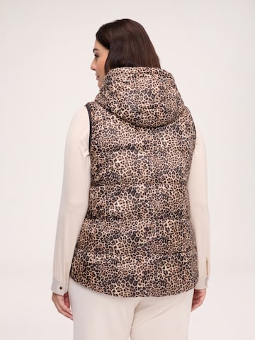 Fiorella Rubino Winter jacket in Beige