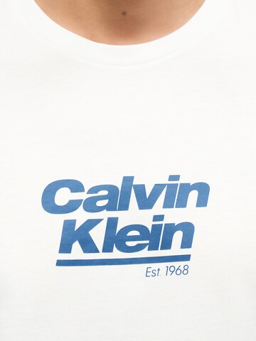 Calvin Klein Jeans T-shirt '30S' i vit