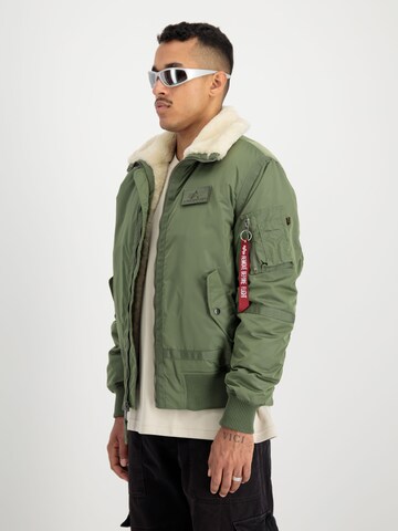 Coupe regular Veste mi-saison 'B15-3 TT' ALPHA INDUSTRIES en vert