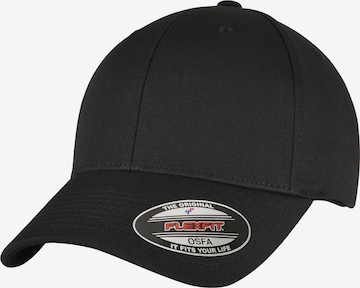 Casquette Flexfit en noir : devant