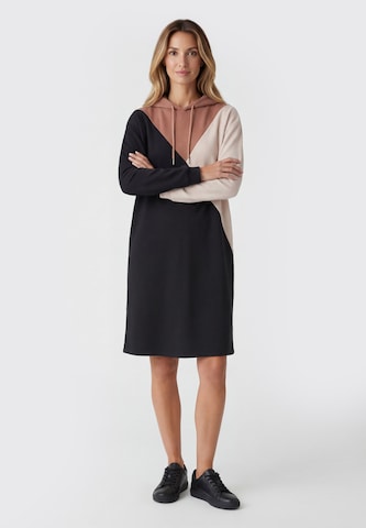 Robe usha BLUE LABEL en noir