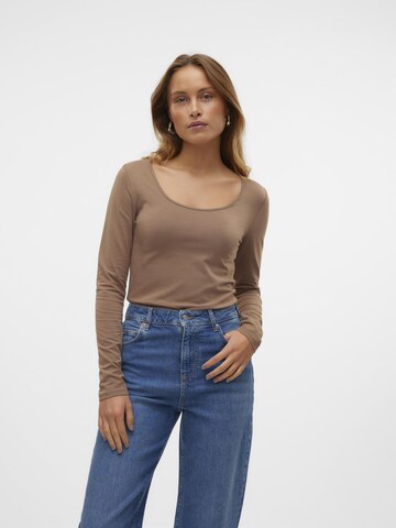 T-shirt VERO MODA en gris : devant