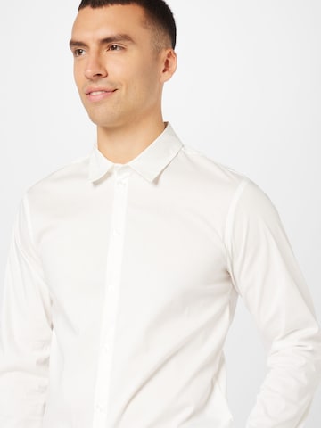 ABOUT YOU Regular fit Button Up Shirt 'Frederik' in White