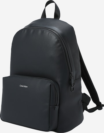 Calvin Klein Rucksack 'MUST' in Schwarz: predná strana