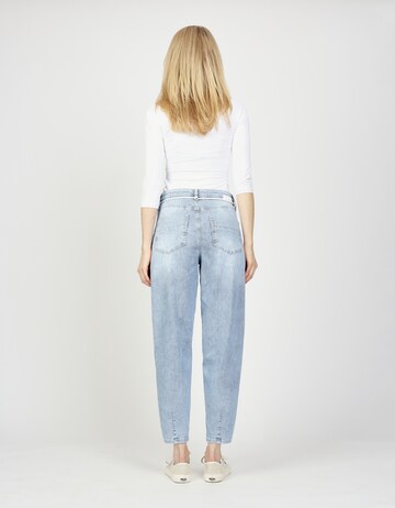 Gang Tapered Jeans '94Silvia' in Blau