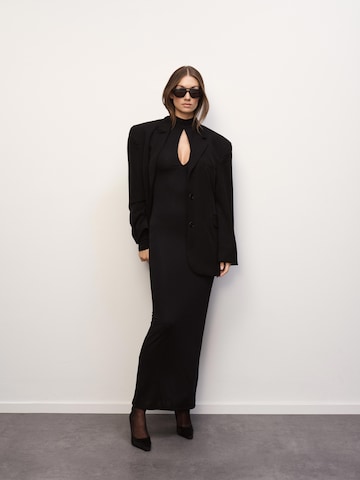 Robe de cocktail 'Mariya' RÆRE by Lorena Rae en noir