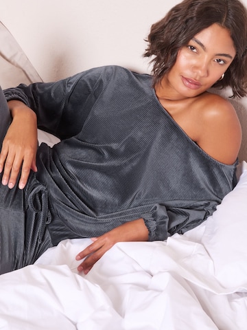 Friends Like These Pidžaama, värv hall