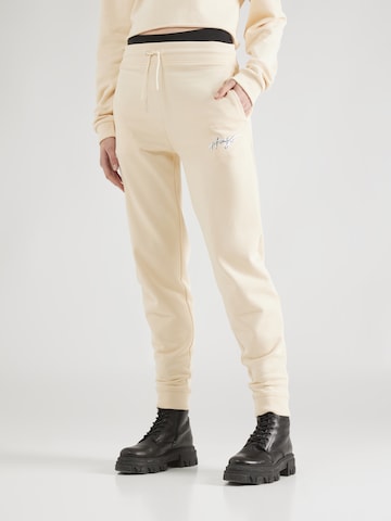 Tapered Pantaloni di HUGO in beige: frontale