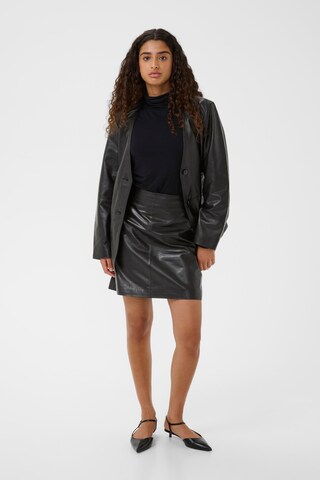 SOAKED IN LUXURY Skirt in Black