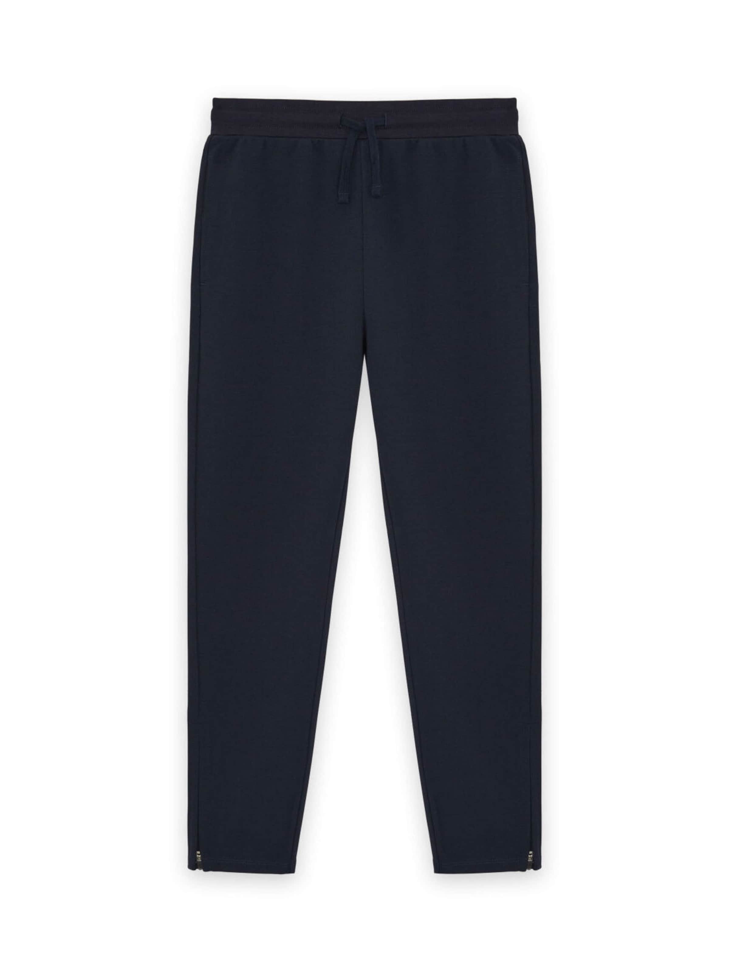 Lyle & Scott Pants in 140-146 in Navy, Item view