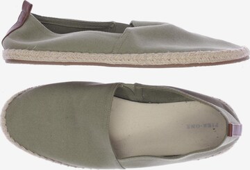 Pier One Flats & Loafers in 45 in Green: front