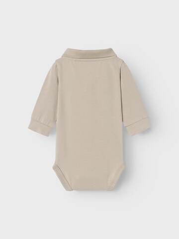 Barboteuse / body 'HOLGER' NAME IT en beige