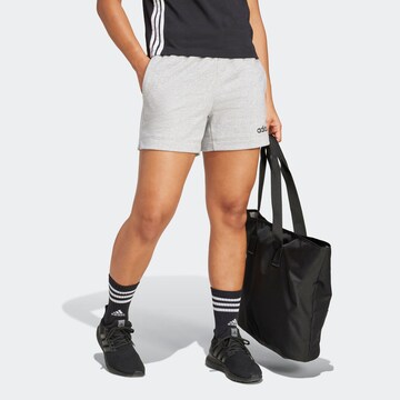 ADIDAS SPORTSWEAR Loosefit Sportbyxa 'Essentials' i grå