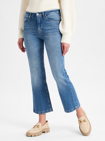 JOOP! Bootcut Jeans 'Chrisi' in Blauw: voorkant