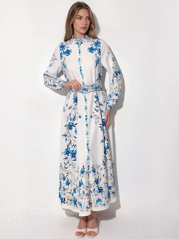 MSN Collection - Vestidos camiseiros em branco: frente