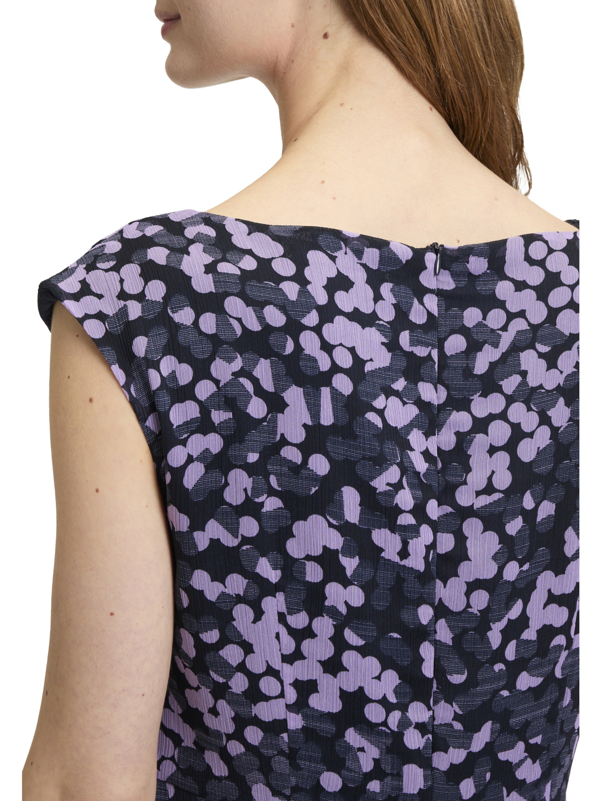 Abito di Betty & Co in lilla