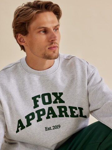 DAN FOX APPAREL Μπλούζα φούτερ 'Rocco Heavyweight' σε γκρι