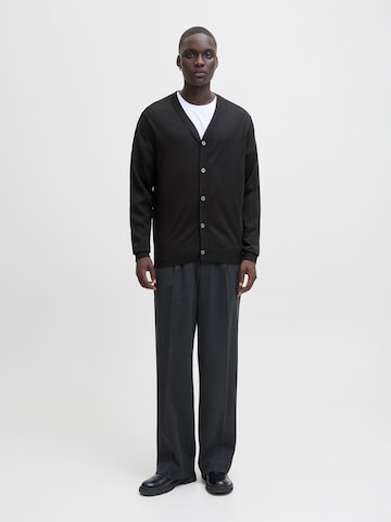 Geacă tricotată de la JACK & JONES pe negru