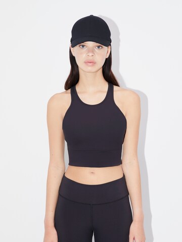 Sport top 'Gladys' de la LeGer by Lena Gercke pe negru: față