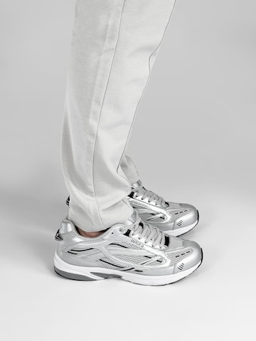 Dutch'D Sneaker low 'Arena (Size runs small, order one size up)'‌ in Silber: Vorderseite