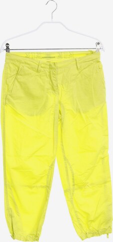 UNBEKANNT Pants in M in Green: front