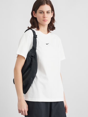 Nike Sportswear Tričko 'CLASSIC' – bílá: přední strana