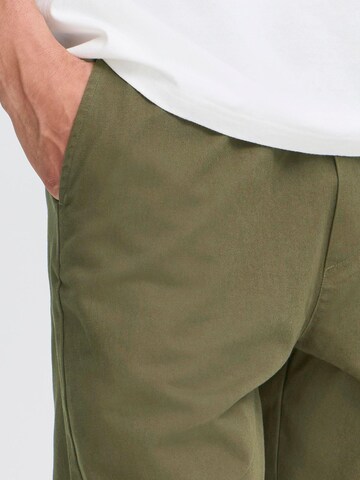 !Solid Regular Chino ' SDLIAM ' in Groen