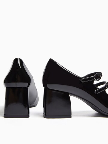Bershka Дамски обувки на ток с отворена пета в черно