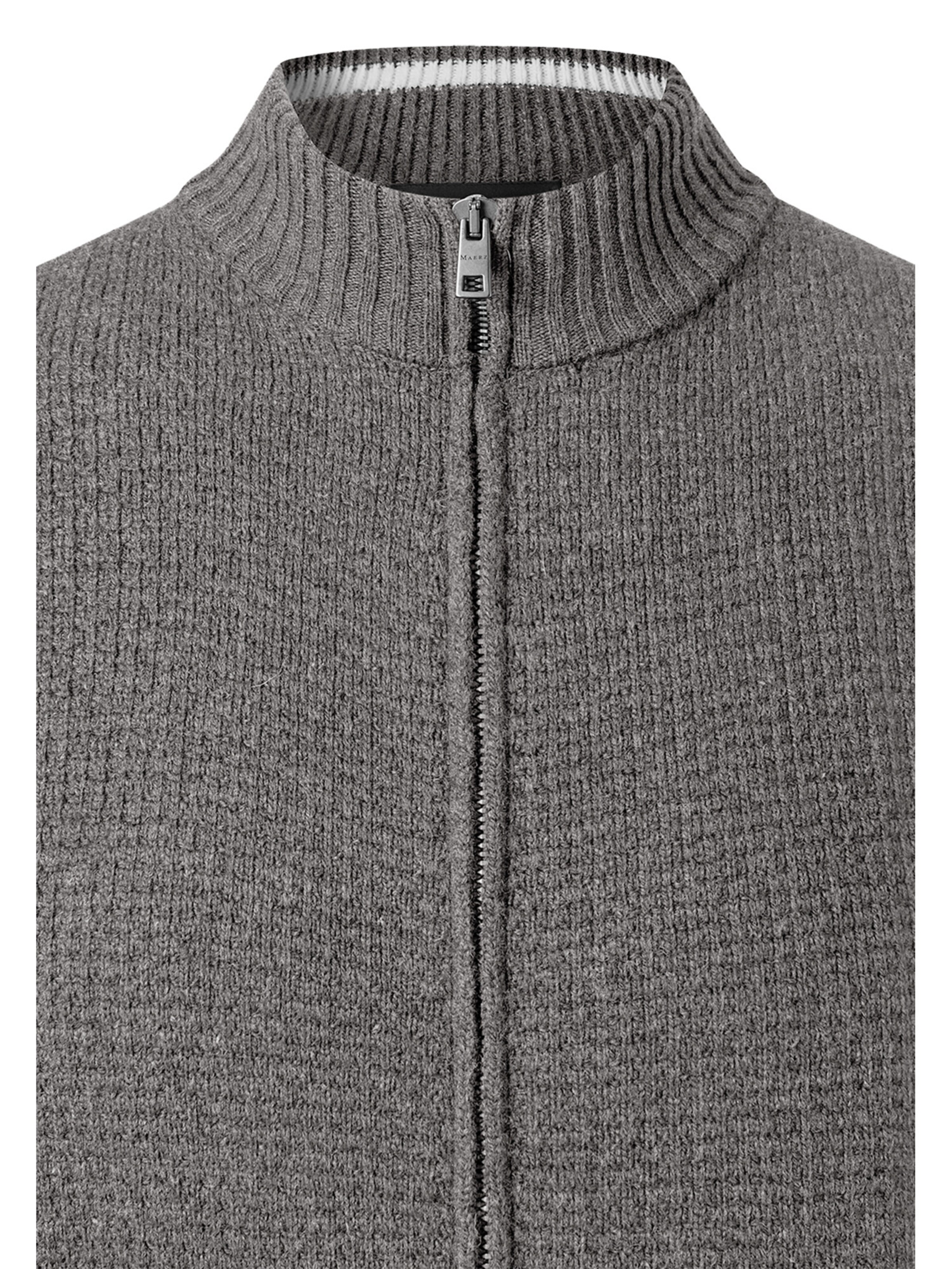 Vestes en maille MAERZ Muenchen en gris : devant