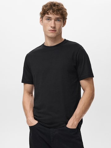 MANGO MAN T-shirt 'CHERLO' i svart: framsida