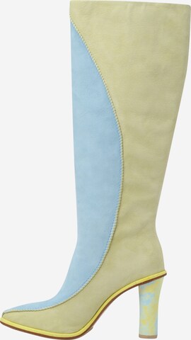 UGG Boot in Yellow