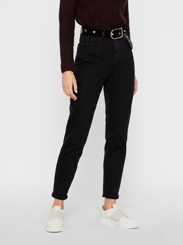 PIECES Regular Jeans 'Kesia' in Zwart: voorkant