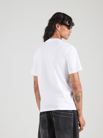 JACK & JONES - Camiseta 'JJTRACK SKULL' en blanco