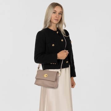 Sac à bandoulière 'Liya' Coccinelle en marron