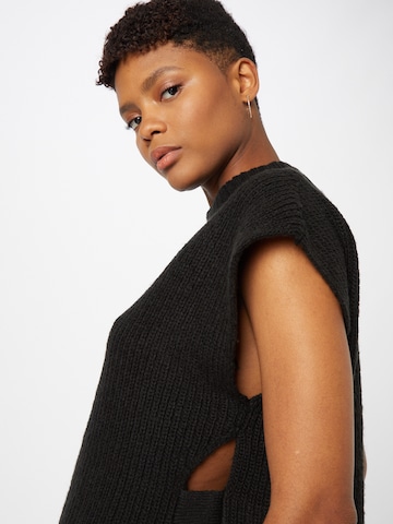 Gina Tricot Sweater 'Novali' in Black