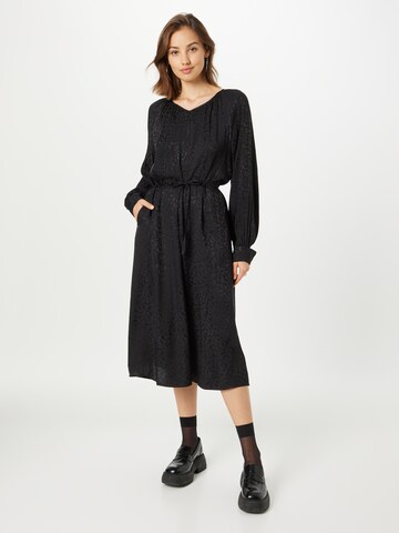 Robe 'Kenzie' Soft Rebels en noir : devant