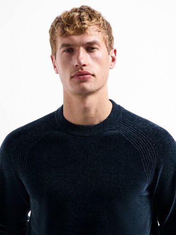 No Excess Pullover in Blau