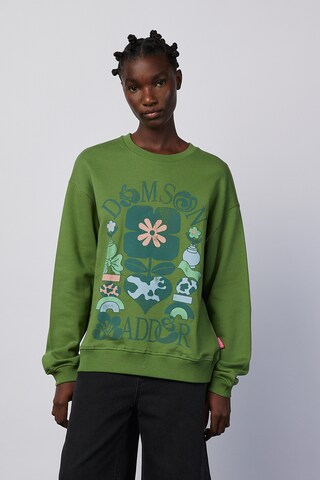 Damson Madder Sweatshirt 'FLOWER WORLD' in Green: front