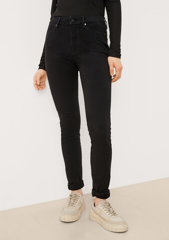 s.Oliver Slimfit Jeans in Zwart: voorkant