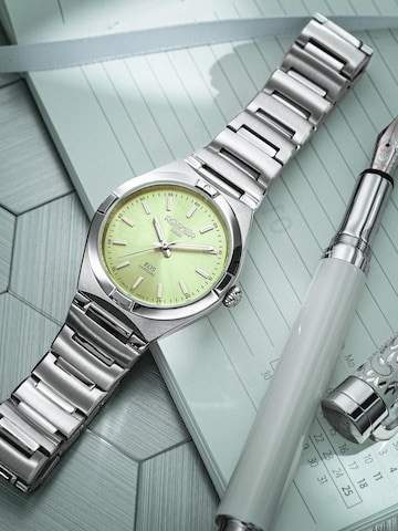 Roamer Analog Watch 'Eos Classic' in Green