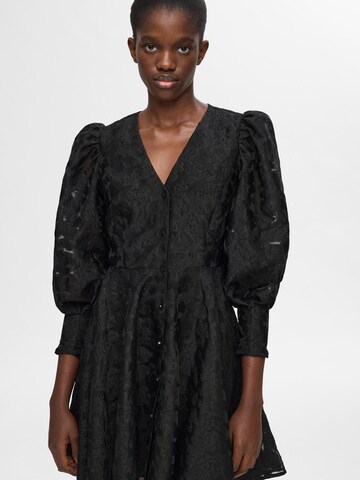 Robe-chemise 'SLFPANDORA' SELECTED FEMME en noir